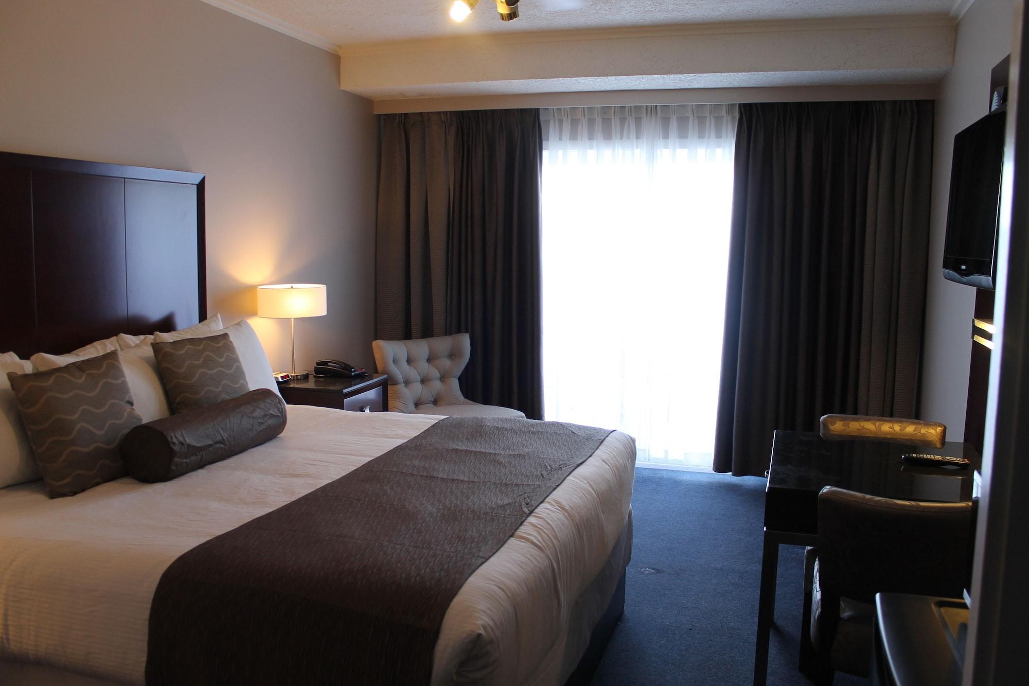 ויקטוריה Capital City Center Hotel מראה חיצוני תמונה